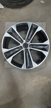 Load image into Gallery viewer, 1x Alufelge 17 Zoll 7.0" 5x112 45ET Glanz Graphit 575601025C- Mg Ateca Kh7 Khp FEL7194936244pv