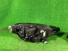 Load image into Gallery viewer, Frontscheinwerfer Mercedes-Benz Cla A1749063302 Links Scheinwerfer Headlight SCH7520577104lh