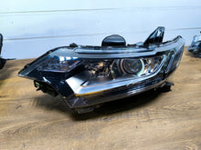 Laden Sie das Bild in den Galerie-Viewer, Frontscheinwerfer Mitsubishi Outlander III ECM921-22A10 Links Headlight