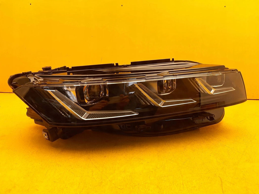 Frontscheinwerfer VW Touareg 761941082P LED Rechts Scheinwerfer Headlight