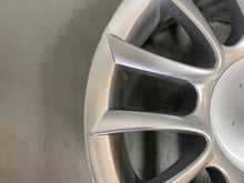 Laden Sie das Bild in den Galerie-Viewer, 1x Alufelge 18 Zoll 8.0&quot; 5x120 34ET 7906987 BMW E93 E90 E92 Rim Wheel