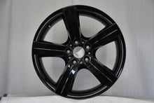 Load image into Gallery viewer, 1x Alufelge 19 Zoll 8.0" 5x120 37ET Glanz Schwarz 6786889 BMW Rim Wheel FEL4845805095na