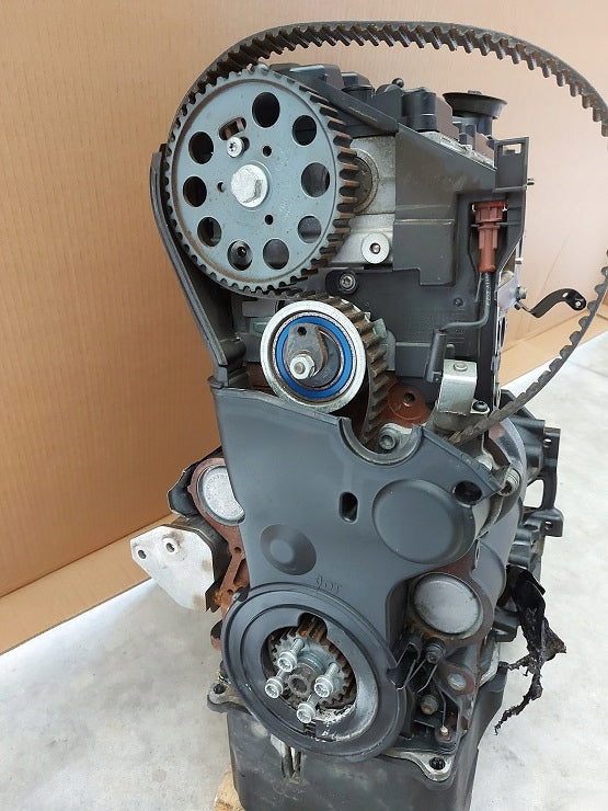 Motor Audi A4 B9 DEUA 2.0 TDI 150PS 110kW 118TKm 2015 Diesel Engine Unkomplett