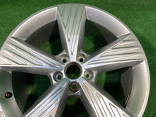 Load image into Gallery viewer, 1x Alufelge 19 Zoll 8.0" 5x112 45ET 89A601025AM Audi Q4 Rim Wheel FEL1305938613wi