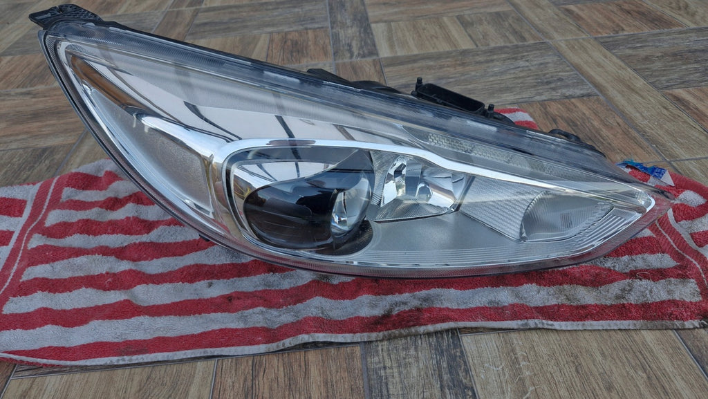 Frontscheinwerfer Ford Focus III F1EB-13D154-AB Xenon Rechts Headlight SCH1468133969ny