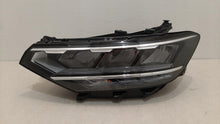 Laden Sie das Bild in den Galerie-Viewer, Frontscheinwerfer VW Passat B8 3G1941035P 90172734 LED Links Headlight