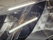 Laden Sie das Bild in den Galerie-Viewer, Frontscheinwerfer Toyota C-Hr Chr 81150-F4180-00 Full LED Rechts oder Links