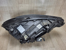 Laden Sie das Bild in den Galerie-Viewer, Frontscheinwerfer Mercedes-Benz Cla A1189068300 LED Links Scheinwerfer Headlight SCH5238463546cy