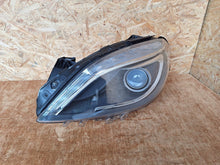 Laden Sie das Bild in den Galerie-Viewer, Frontscheinwerfer Mercedes-Benz W246 A2468207161 Xenon Links Headlight SCH2580841513mv