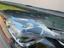 Laden Sie das Bild in den Galerie-Viewer, Frontscheinwerfer Ford Kuga II GV41-130154-EC Xenon Rechts Headlight SCH4607820230oy