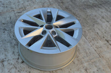 Load image into Gallery viewer, 1x Alufelge 17 Zoll 7.0" 5x112 46ET Glanz Silber 5E3601025E Skoda Octavia 5e3 Iv FEL1091012852mh