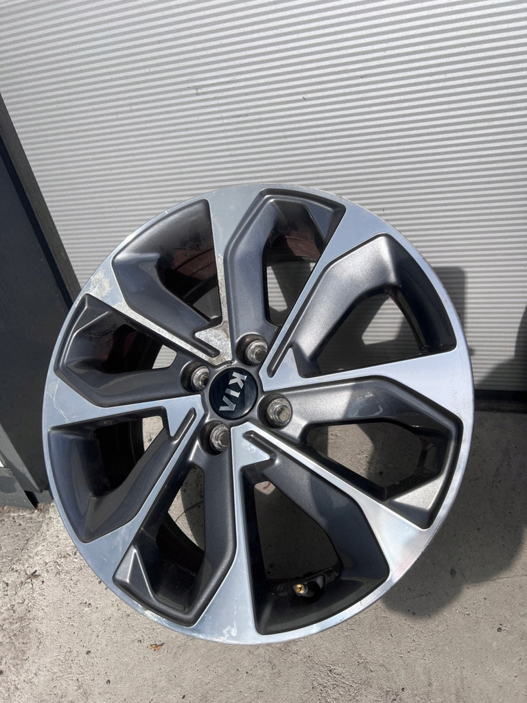 1x Alufelge 17 Zoll 6.5" 4x100 49ET Glanz 52910-H8500 Kia Stonic Rim Wheel FEL8200357321ja
