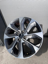 Laden Sie das Bild in den Galerie-Viewer, 1x Alufelge 17 Zoll 6.5" 4x100 49ET Glanz 52910-H8500 Kia Stonic Rim Wheel FEL8200357321ja
