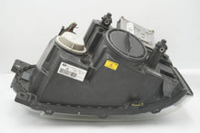 Laden Sie das Bild in den Galerie-Viewer, Frontscheinwerfer Land Rover Range I L322 AH42-13W030-EB Links Headlight SCH2403982953zr