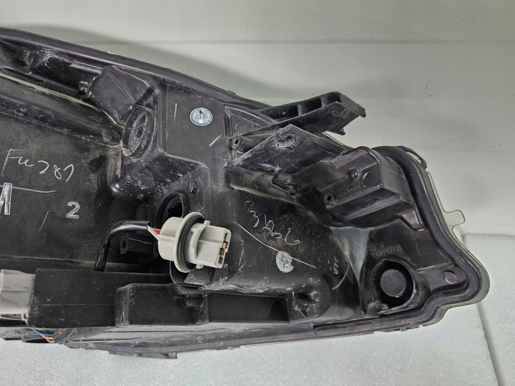 Frontscheinwerfer Toyota Yaris LED Links Scheinwerfer Headlight