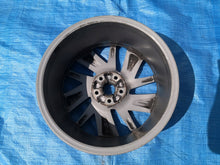 Load image into Gallery viewer, 1x Alufelge 18 Zoll 7.5" 5x112 51ET Glanz Grau 5F0601025E Cupra Leon Mg FEL2794057124lw