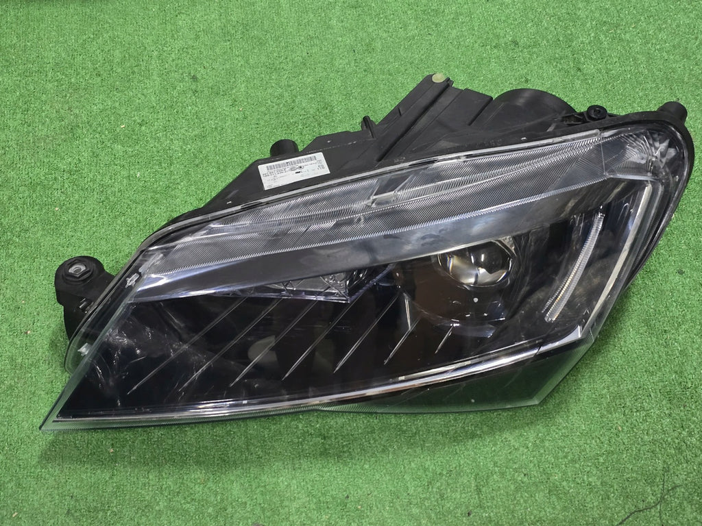 Frontscheinwerfer Skoda Superb III 3V19410A Bi-Xenon Rechts oder Links
