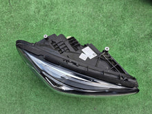 Load image into Gallery viewer, Frontscheinwerfer Mercedes-Benz W247 A2479062603 LED Rechts Headlight SCH4953085217tx