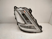 Load image into Gallery viewer, Frontscheinwerfer Volvo 11330220290 LED Rechts Scheinwerfer Headlight SCH7685982295eg