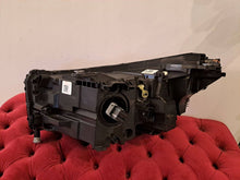 Load image into Gallery viewer, Frontscheinwerfer BMW 5 0301128236 5A798D209 LE22A6494 Full LED Rechts Headlight SCH3925570417gv