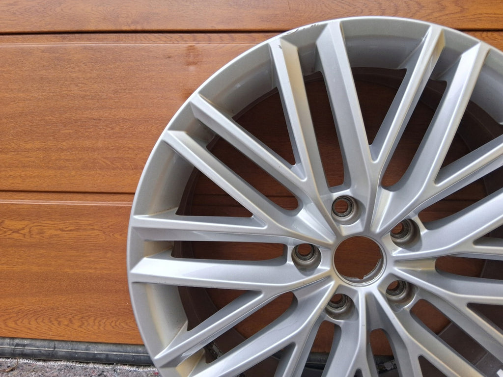 1x Alufelge 18 Zoll 7.0" 5x112 45ET Glanz Silber 575601025D Seat Ateca Rim Wheel FEL5458151878zx