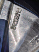 Load image into Gallery viewer, 1x Alufelge 19 Zoll 8.0&quot; 5x108 42 5ET 31680216 Volvo Rim Wheel