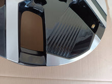 Laden Sie das Bild in den Galerie-Viewer, 1x Alufelge 17 Zoll 6.5" 4x108 32ET 98942269080 Peugeot Rim Wheel FEL2747693863jx
