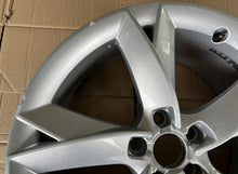 Laden Sie das Bild in den Galerie-Viewer, 1x Alufelge 19 Zoll 8.5" 5x112 32ET Glanz Silber 8T0601025F Audi A4 B8 Rim Wheel FEL2675640949js