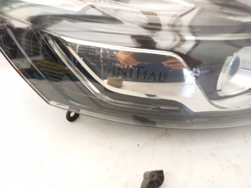 Frontscheinwerfer Renault Clio IV 260107861R Xenon Rechts Scheinwerfer Headlight