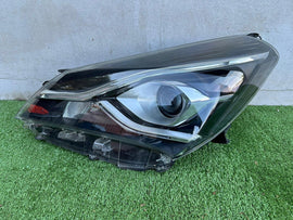 Frontscheinwerfer Toyota Yaris Links Scheinwerfer Headlight