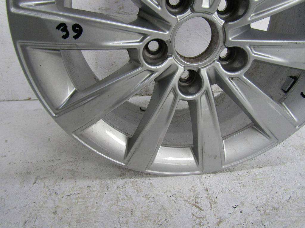 1x Alufelge 16 Zoll 7.0" 5x112 40ET 8V0601025BD Audi A3 Rim Wheel