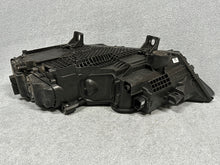 Laden Sie das Bild in den Galerie-Viewer, Frontscheinwerfer Audi Q7 4M0941012C LED Rechts Scheinwerfer Headlight
