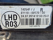 Laden Sie das Bild in den Galerie-Viewer, Frontscheinwerfer Toyota Corolla 81110-02E70-00 Rechts Scheinwerfer Headlight SCH2989308573me