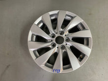 Load image into Gallery viewer, 1x Alufelge 17 Zoll 7.5" 5x120 43ET 6796206 BMW 1 F21 F20 Rim Wheel FEL3119663309gv