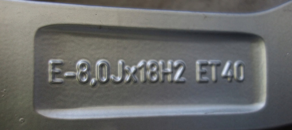 4x Alufelge 18 Zoll 8.0" 5x112 40ET Glanz Silber 8W0601025 Audi A4 Rim Wheel