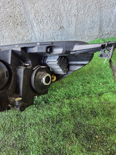 Laden Sie das Bild in den Galerie-Viewer, Frontscheinwerfer Ford Fiesta I H1BB13W029CD Rechts Scheinwerfer Headlight SCH2645694624zu