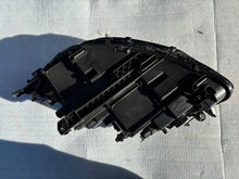 Laden Sie das Bild in den Galerie-Viewer, Frontscheinwerfer VW Tiguan 5NB941082H Rechts Scheinwerfer Headlight