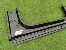 Laden Sie das Bild in den Galerie-Viewer, Kotflügel Mercedes-Benz Cla X117 A1176370235 Vorne Rechts
