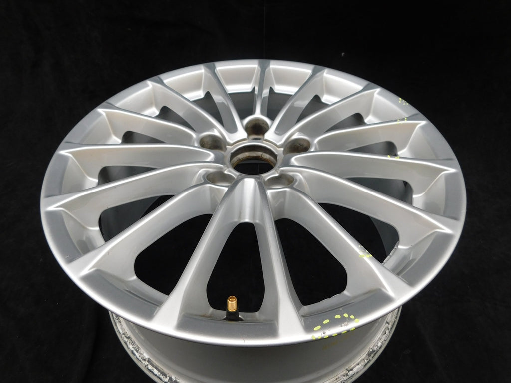 1x Alufelge 17 Zoll 7.5" 5x112 51ET Glanz Silber 8V0601025BN Audi A3 Rim Wheel