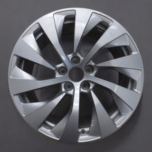 Load image into Gallery viewer, 1x Alufelge 18 Zoll 8.0&quot; 5x112 26ET 4K8601025A Audi C8 A7 Rim Wheel