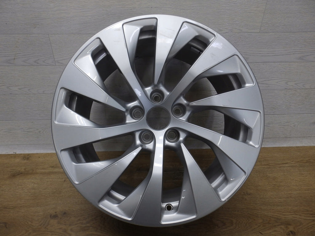 1x Alufelge 18 Zoll 8.0" 5x112 26ET 4K8601025A Audi C8 A7 Rim Wheel