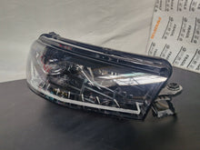 Laden Sie das Bild in den Galerie-Viewer, Frontscheinwerfer Skoda Fabia IV 6VB941016A Rechts Scheinwerfer Headlight SCH9671526325rx