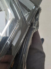 Load image into Gallery viewer, Frontscheinwerfer Skoda Superb III 3V1941016D LED Rechts Scheinwerfer Headlight SCH2271495813nx