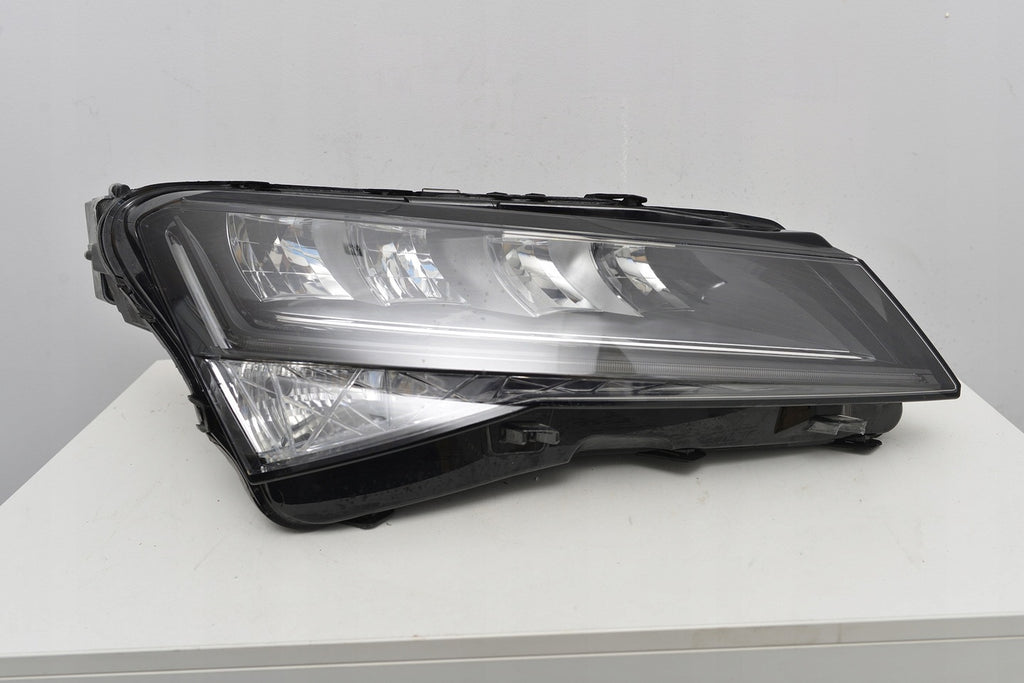 Frontscheinwerfer Skoda Superb III 3V1941016C LED Rechts Scheinwerfer Headlight