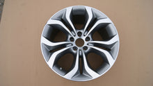 Laden Sie das Bild in den Galerie-Viewer, 1x Alufelge 20 Zoll 10.0" 5x120 40ET 6788010 BMW 5 Rim Wheel FEL7836264251yt