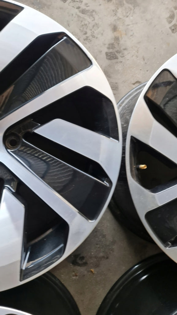 4x Alufelge 19 Zoll 8.0" 5x112 40ET Glanz Schwarz 3G8601025P VW Arteon Rim Wheel FEL4218841097go