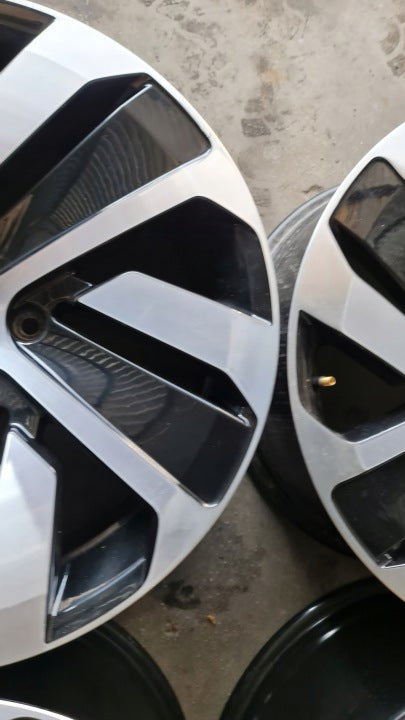 4x Alufelge 19 Zoll 8.0" 5x112 40ET Glanz Schwarz 3G8601025P VW Arteon Rim Wheel FEL4218841097go