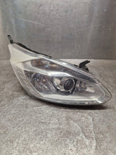 Laden Sie das Bild in den Galerie-Viewer, Frontscheinwerfer Ford Transit Custom BK2113D152B Rechts Scheinwerfer Headlight SCH4242159912sv