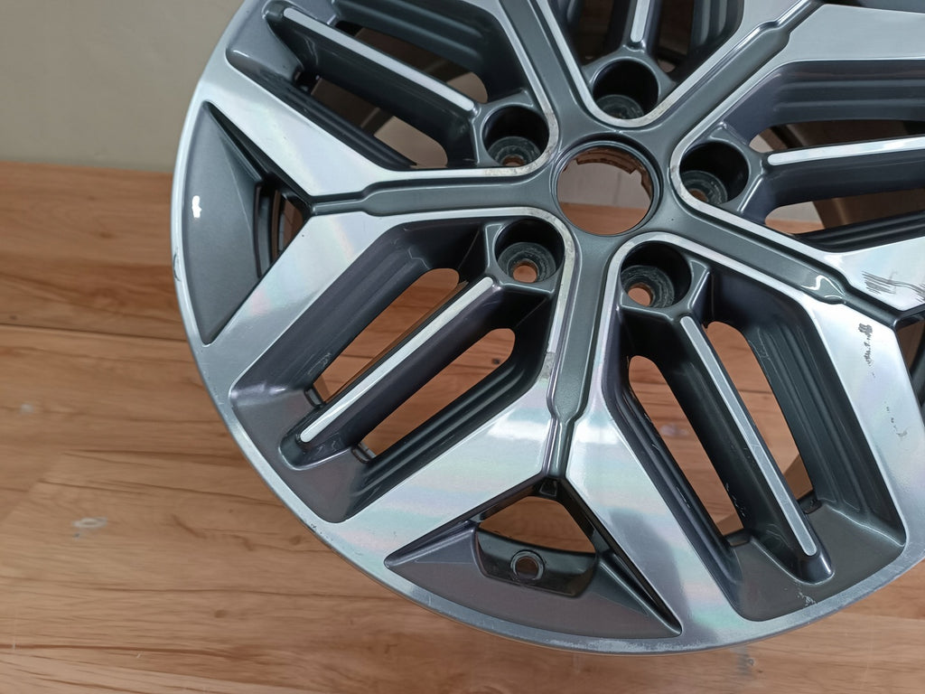 1x Alufelge 17 Zoll 7.0" 5x114.3 50ET 52910-A8610 Kia Rim Wheel