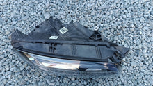 Laden Sie das Bild in den Galerie-Viewer, Frontscheinwerfer Mercedes-Benz Glb A2479062005 Rechts Scheinwerfer Headlight SCH6333159315eq
